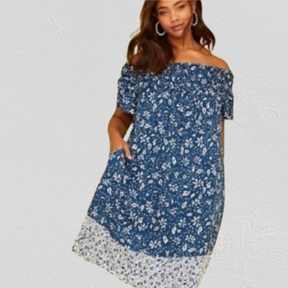 Lane Bryant Dresses & Skirts - Lane Bryant Floral elastic top off the shoulder mini dress Plus sz 26/28P